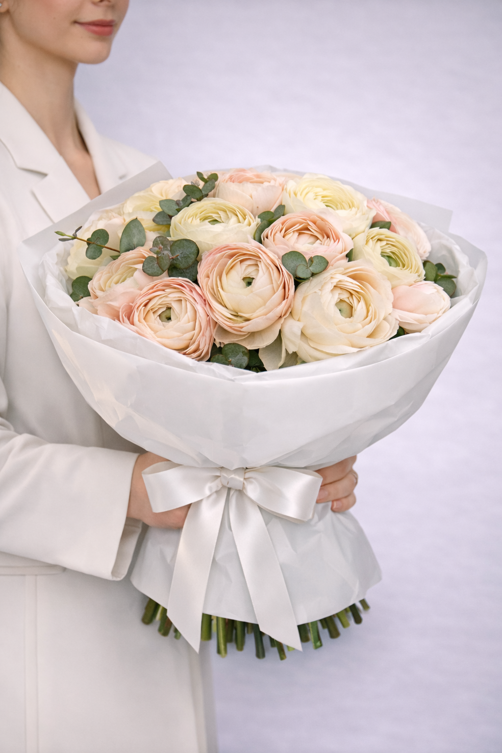 Lova Blush Ranunculus